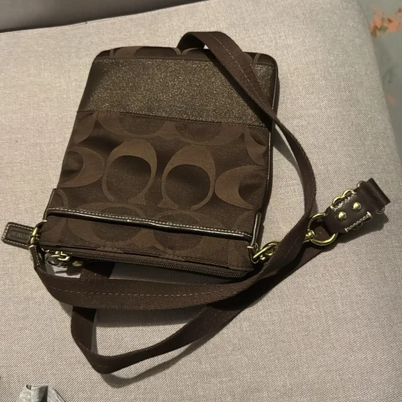 Brown Crossbody Bag from coach - Picture 2 of 3